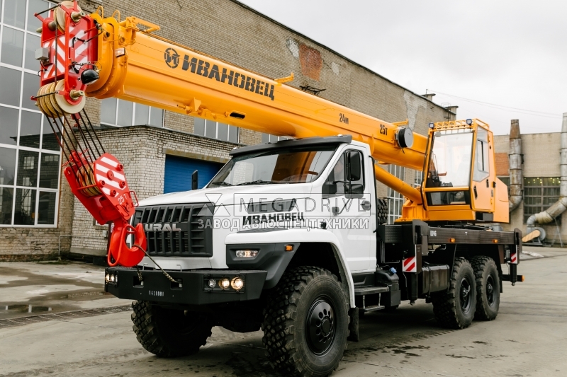 Автокран КС-45717-2М-24 на шасси УРАЛ-4320 Автокран КС-45717-2М-24 на шасси УРАЛ-4320