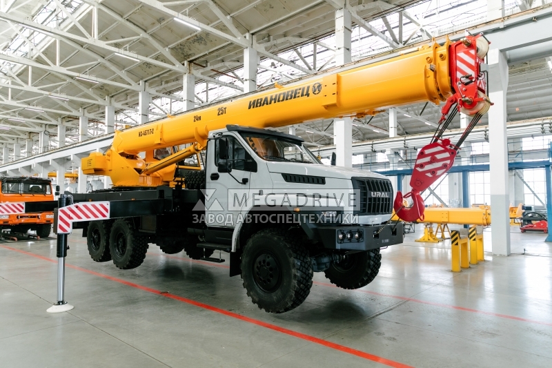 Автокран КС-45717-2Р на шасси УРАЛ-4320 Next Автокран КС-45717-2Р на шасси УРАЛ-4320 Next